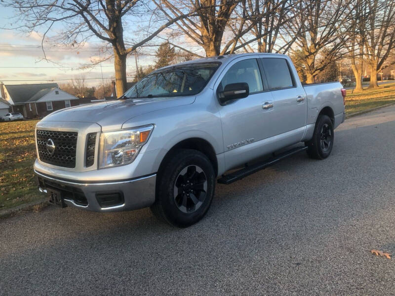 2019 Nissan Titan SV
