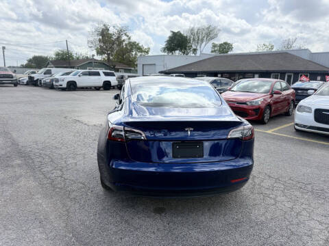 2019 Tesla Model 3 Standard Range
