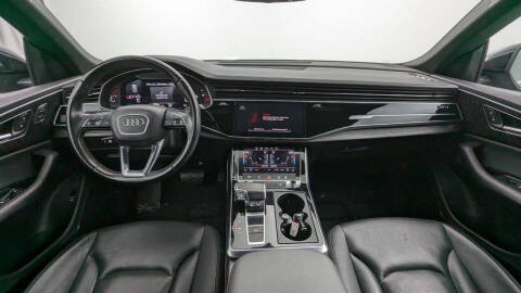 2022 Audi Q8 quattro Premium Plus 55 TFSI