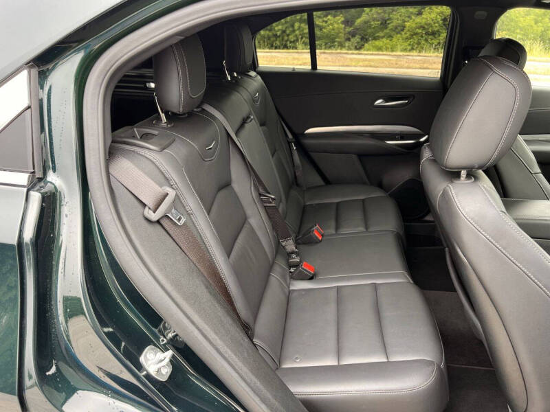 2025 Cadillac XT4 Premium Luxury