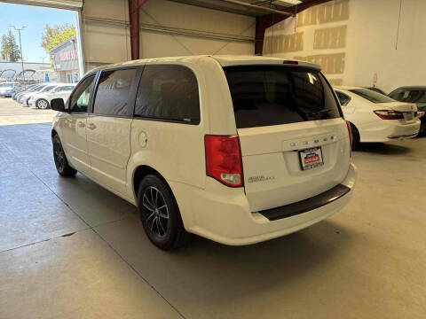 2017 Dodge Grand Caravan SE Plus