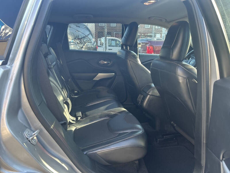 2018 Jeep Cherokee Latitude Plus