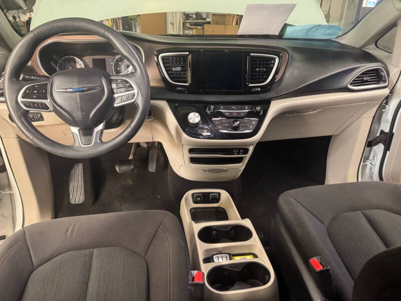 2017 Chrysler Pacifica Touring