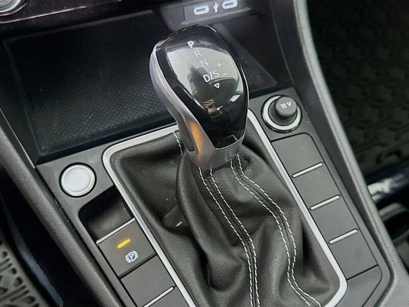 2023 Volkswagen Jetta SE
