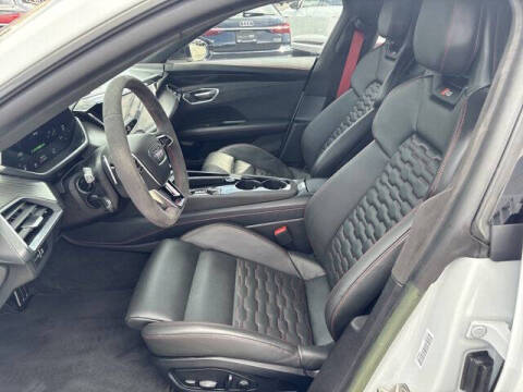 2022 Audi RS e-tron GT quattro