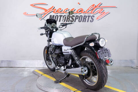 2021 Moto Guzzi V7 Special