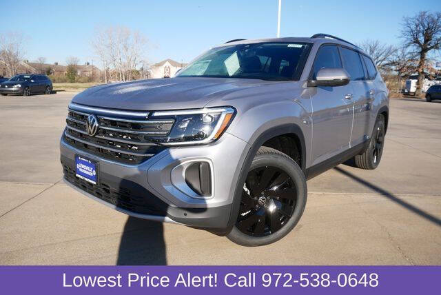 Used 2025 Volkswagen Atlas SE w/Tech with VIN 1V2JR2CA9SC526377 for sale in Lewisville, TX