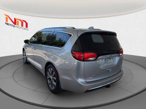 2017 Chrysler Pacifica Limited
