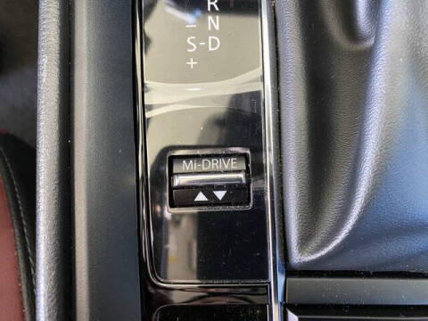 2025 Mazda CX-50 Hybrid Premium Plus