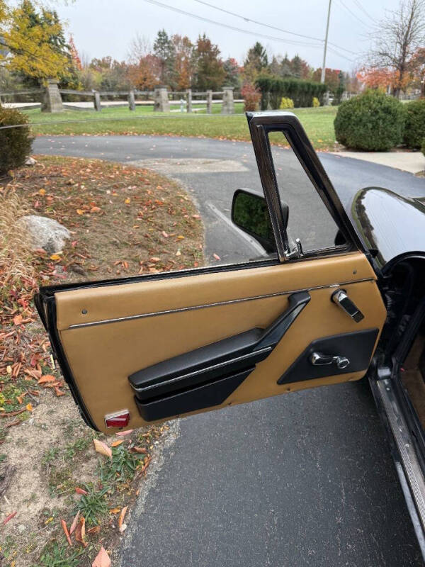 1988 Alfa Romeo Spider Graduate