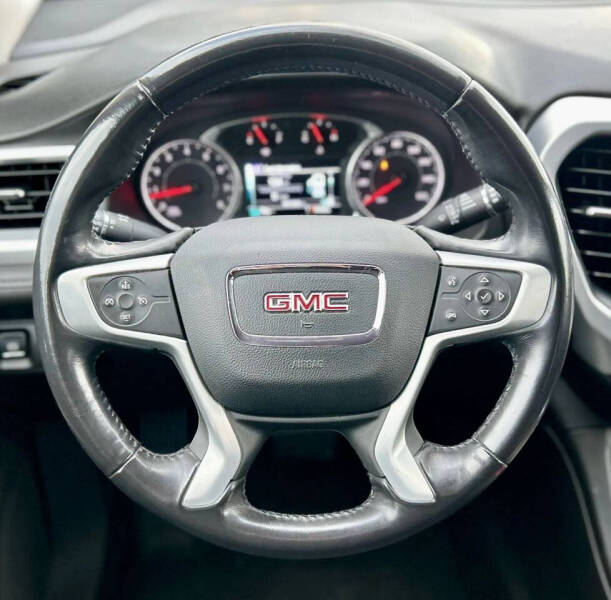 2018 GMC Acadia SLE-2