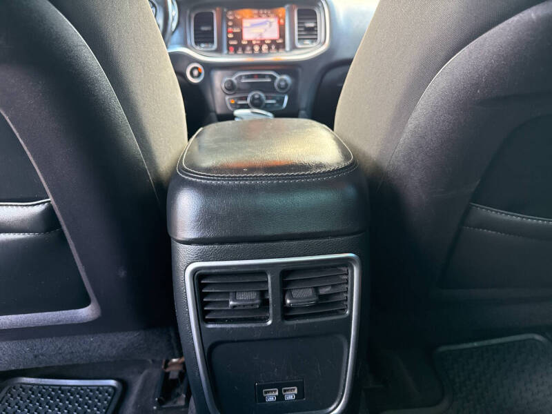 2016 Dodge Charger SXT