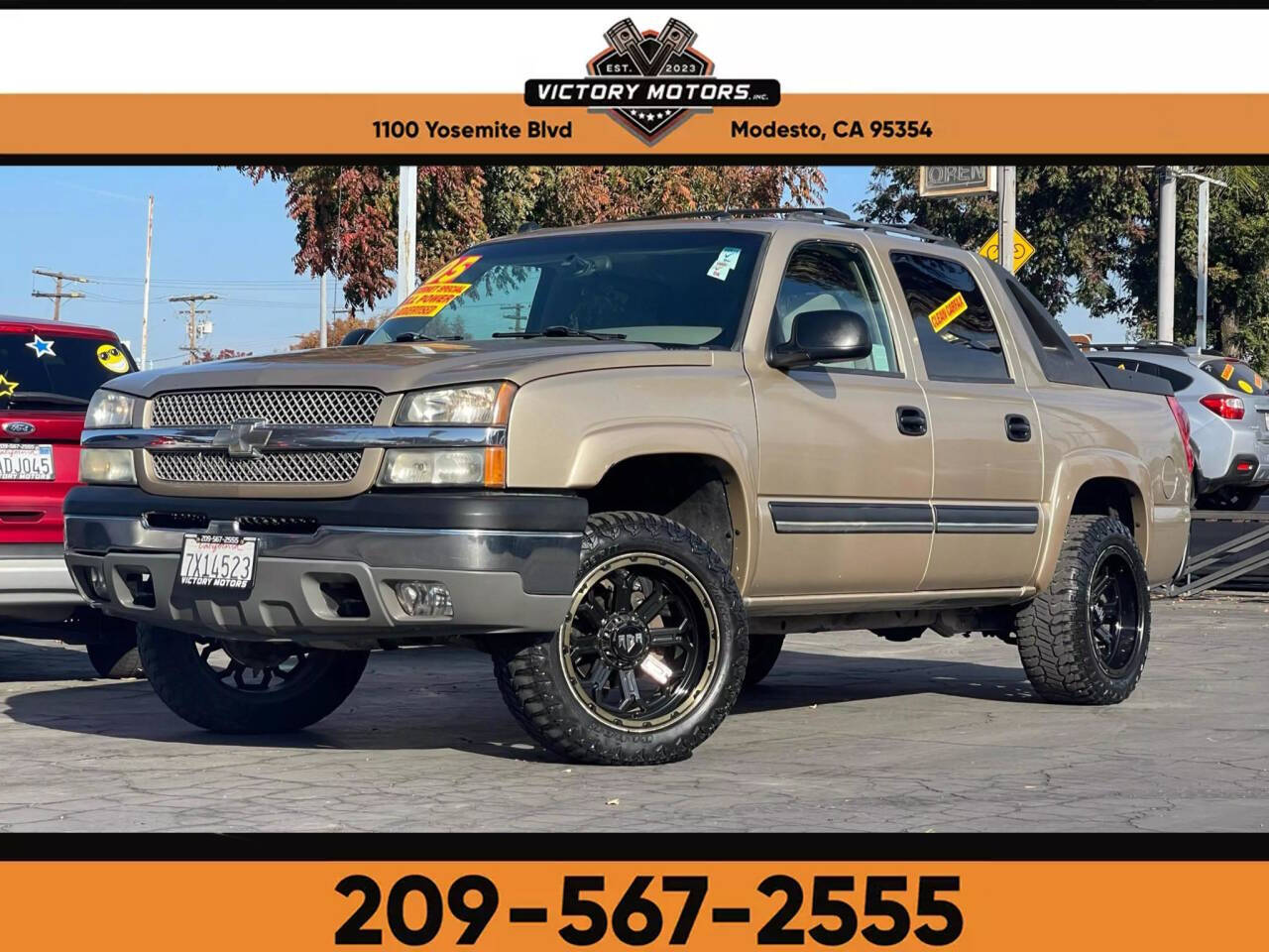 2005 Chevrolet Avalanche for sale at Victory Motors Inc in Modesto, CA