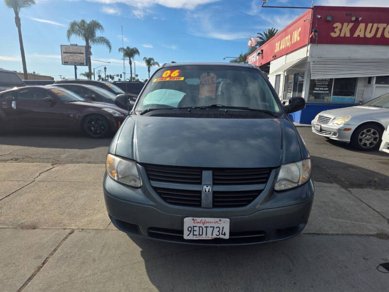 2006 Dodge Grand Caravan SE