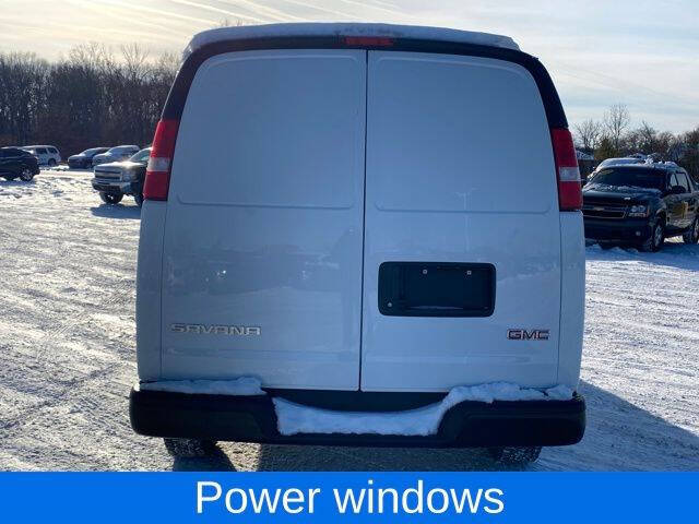 2024 GMC Savana 2500