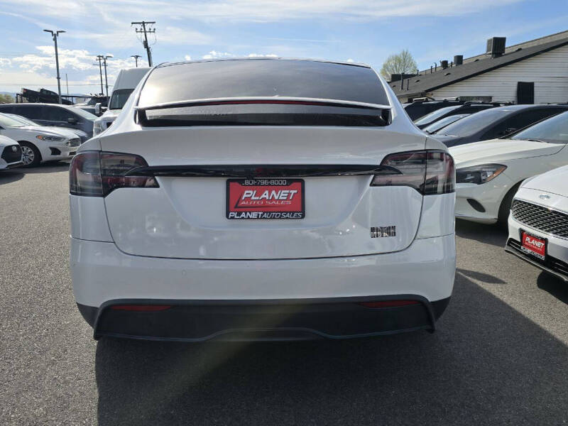 2022 Tesla Model X Plaid
