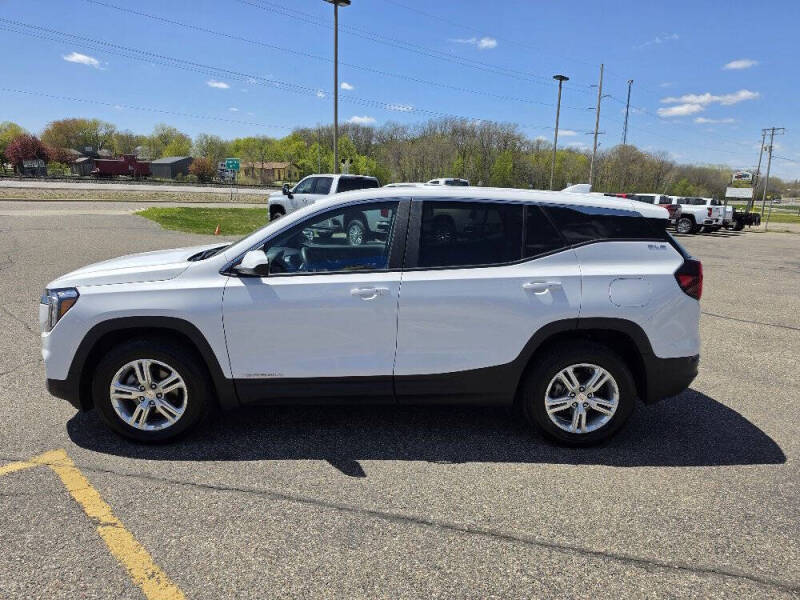 2024 GMC Terrain SLE