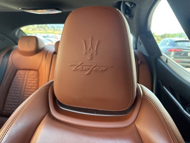 2022 Maserati Ghibli Trofeo