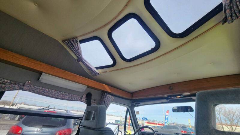 1996 Roadtrek 190 Versatile