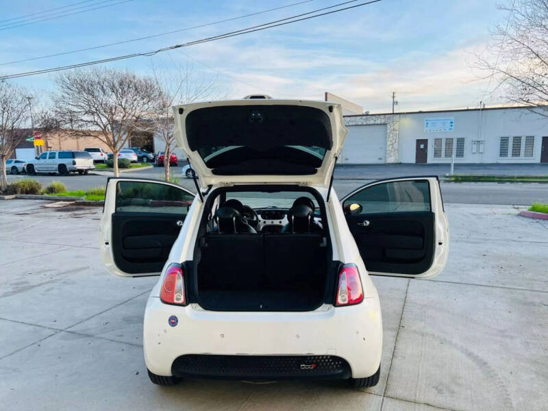 2015 FIAT 500e