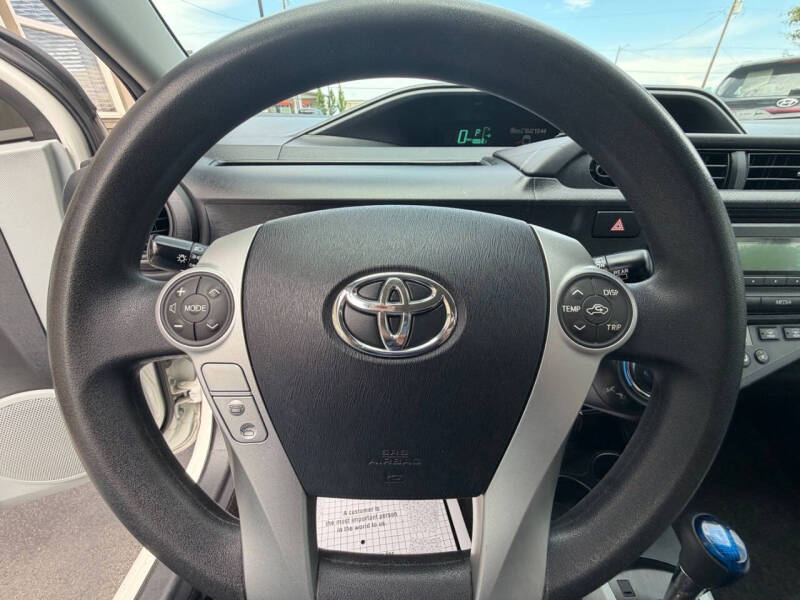 2013 Toyota Prius c Two