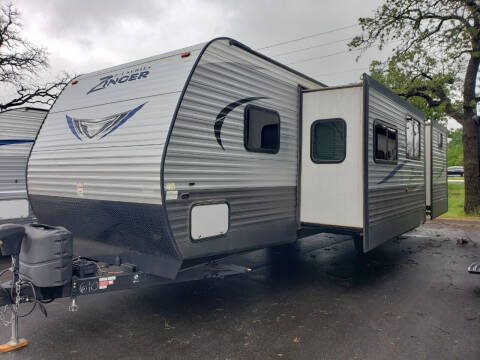 2017 Crossroads Zinger 328SB