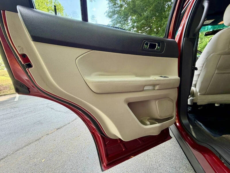 2015 Ford Explorer