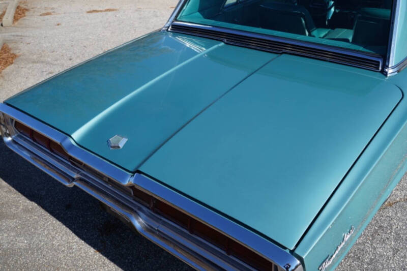 1964 Ford Thunderbird