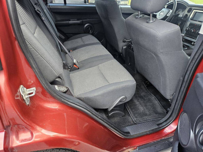 2008 Jeep Commander Sport