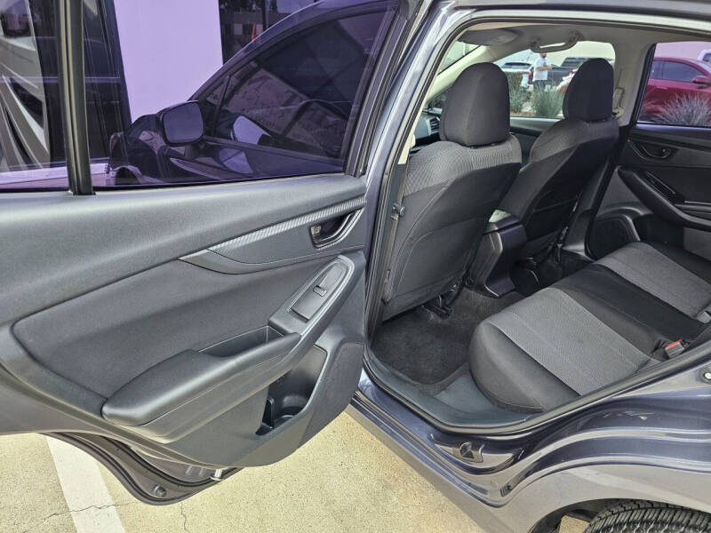 2017 Subaru Impreza 2.0i