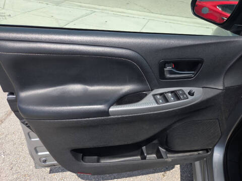 2020 Toyota Sienna SE Premium 8-Passenger