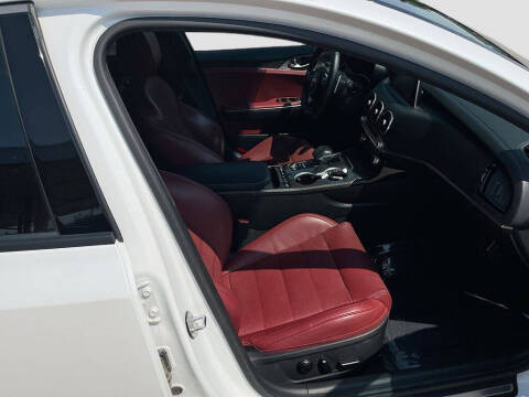 2020 Kia Stinger