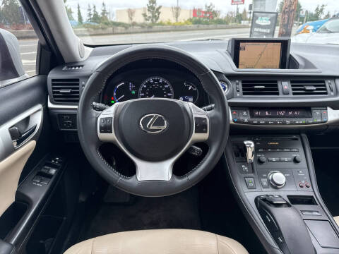 2011 Lexus CT 200h Premium