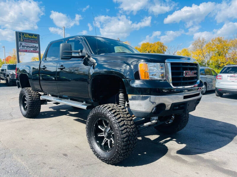 2008 GMC Sierra 2500HD for sale at Purasanda Imports in Riverside OH