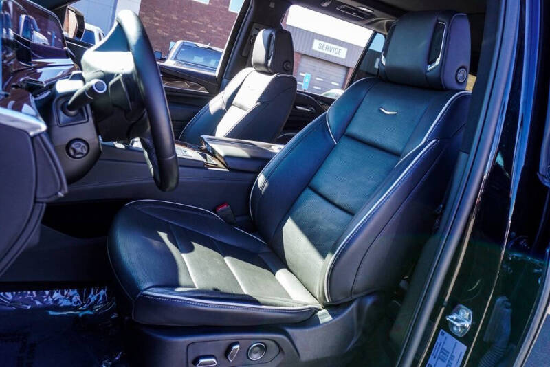 2024 Cadillac Escalade Premium Luxury