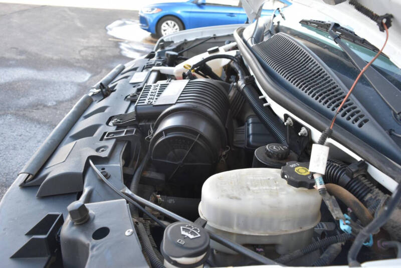 2017 Chevrolet Express LS 2500