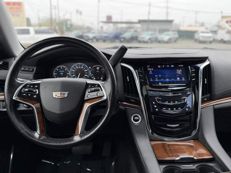 2015 Cadillac Escalade Premium