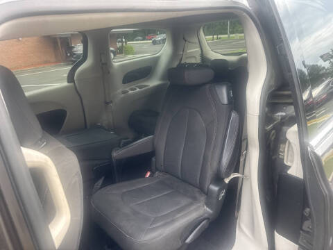 2017 Chrysler Pacifica Touring