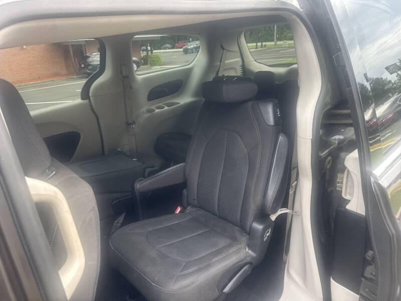 2017 Chrysler Pacifica Touring