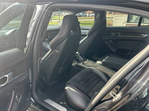 2016 Porsche Panamera GTS