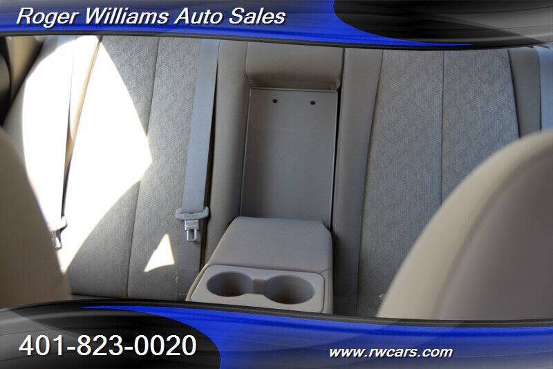 2010 Hyundai Elantra Blue