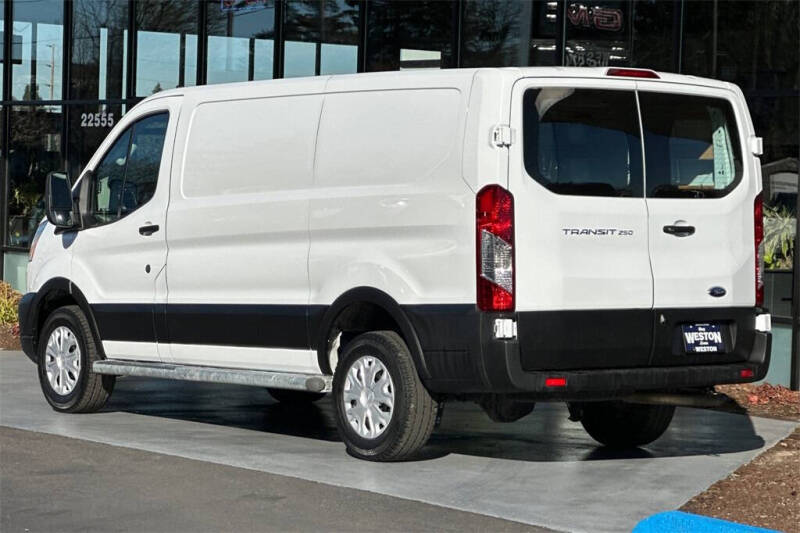 2022 Ford Transit