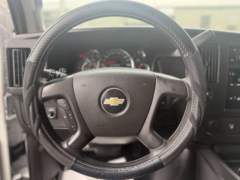 2016 Chevrolet Express 2500