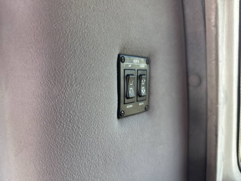 1999 Dodge Ram Van 1500