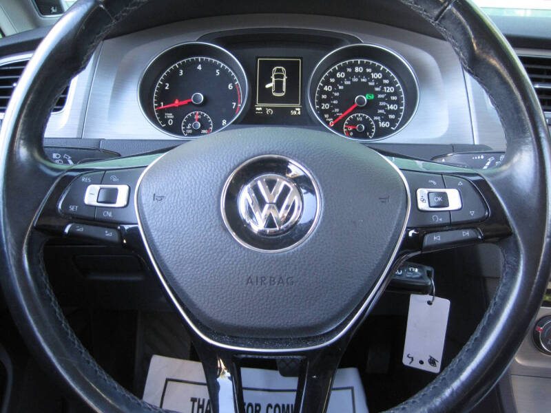 2015 Volkswagen Golf TSI S