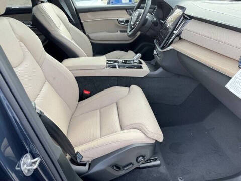 2026 Volvo XC90 B6 Ultra Dark 6P