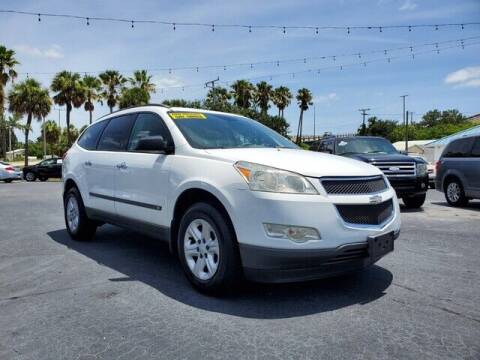 2009 Chevrolet Traverse for sale at Select Autos Inc in Fort Pierce FL