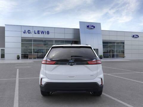2024 Ford Edge SE