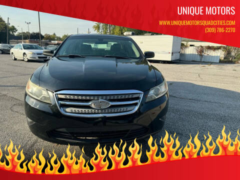 2011 Ford Taurus for sale at Unique Motors in Rock Island IL