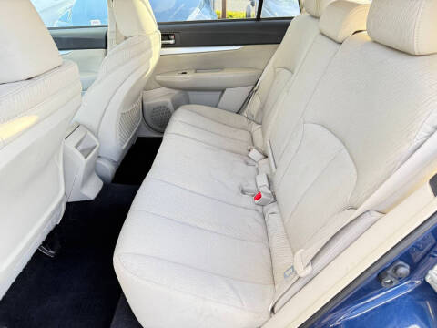 2011 Subaru Outback 2.5i Premium